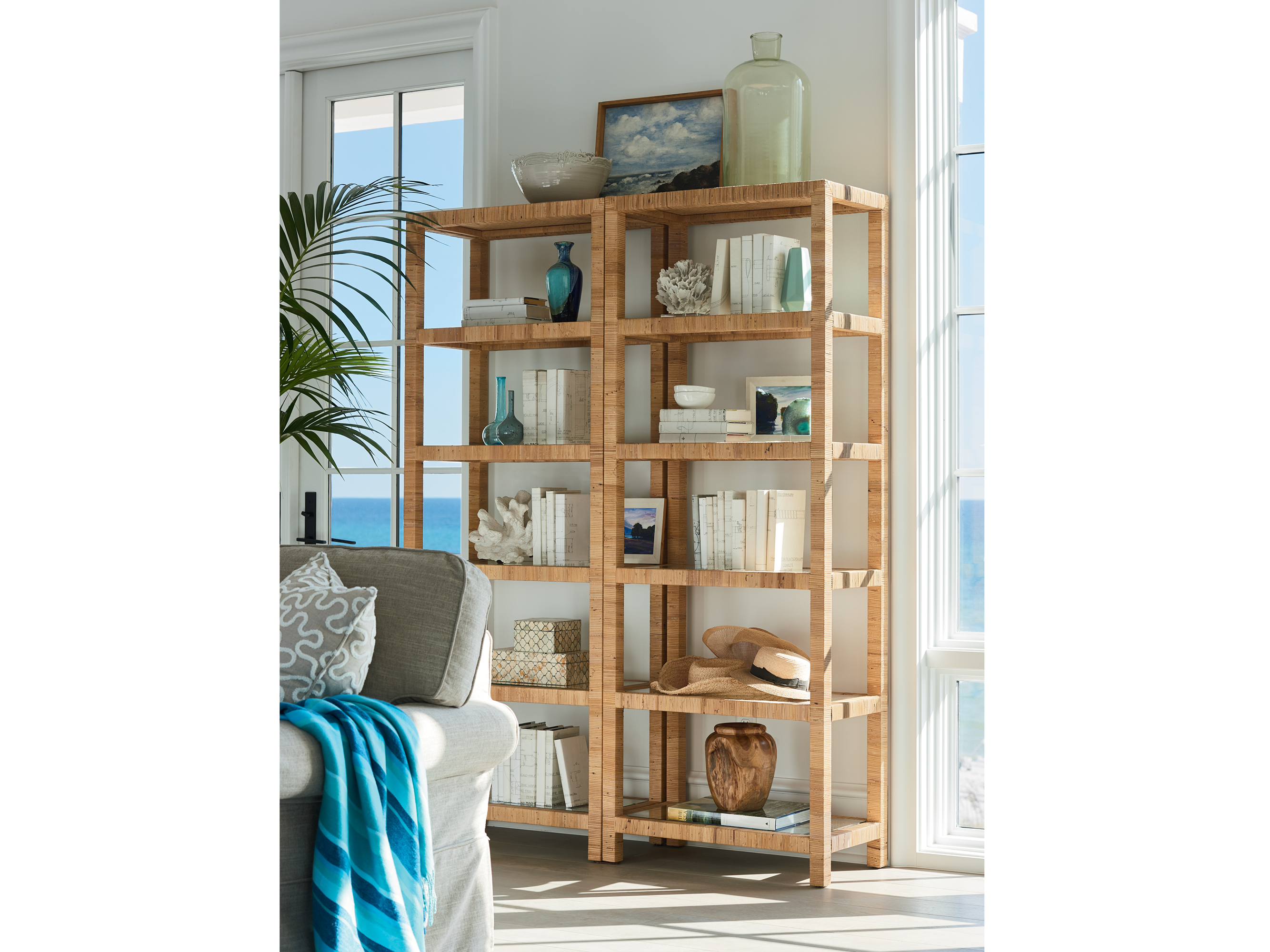 Long Key Etagere Room Scene
