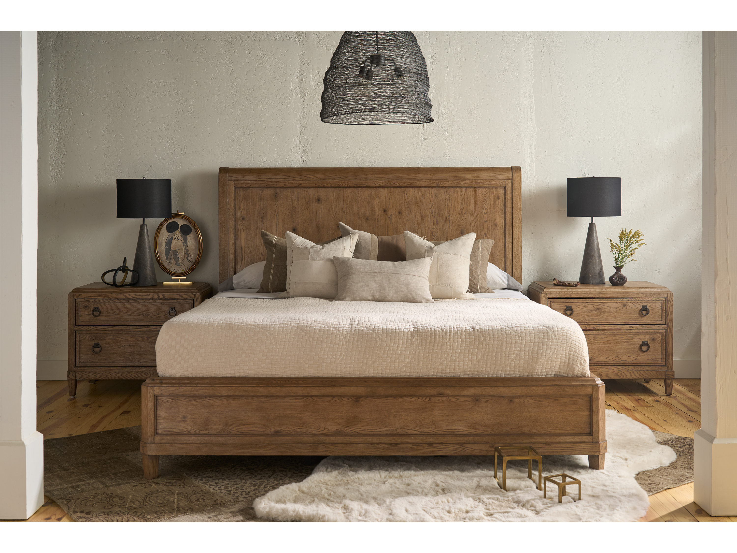 Sienna Panel Bed King Room Scene