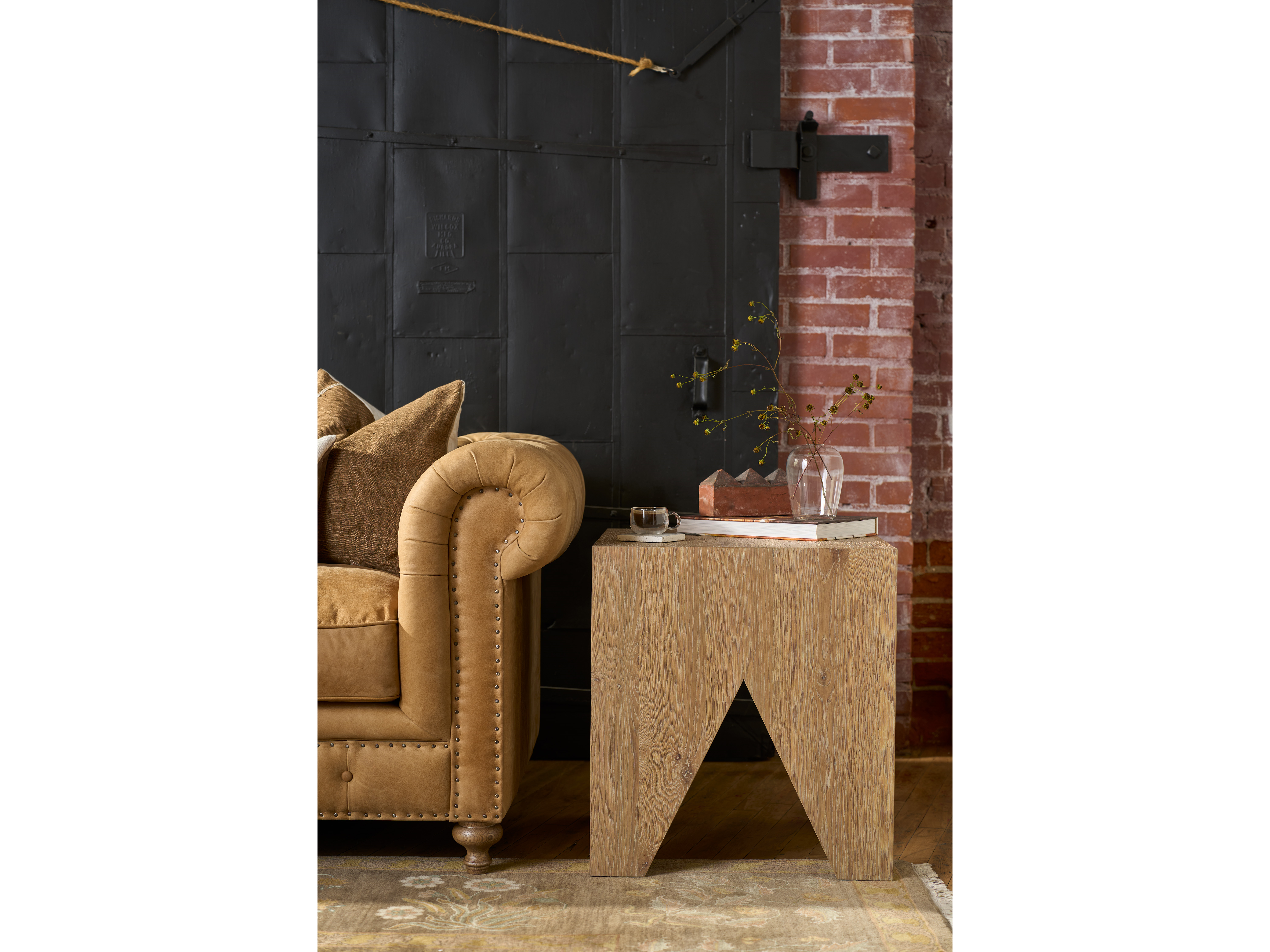 Altitude End Table Room Scene