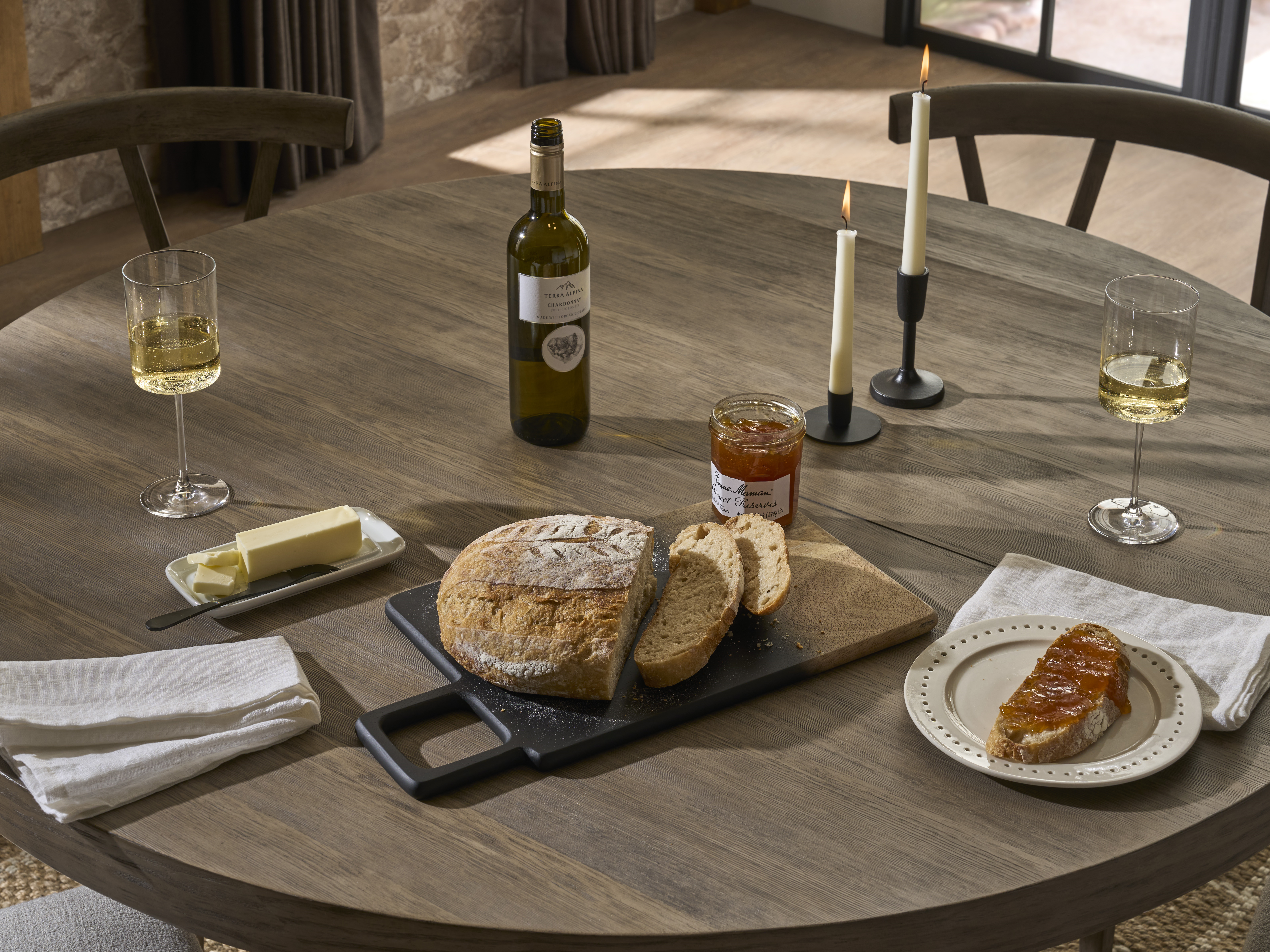 Boulder Round Dining Table Room Scene