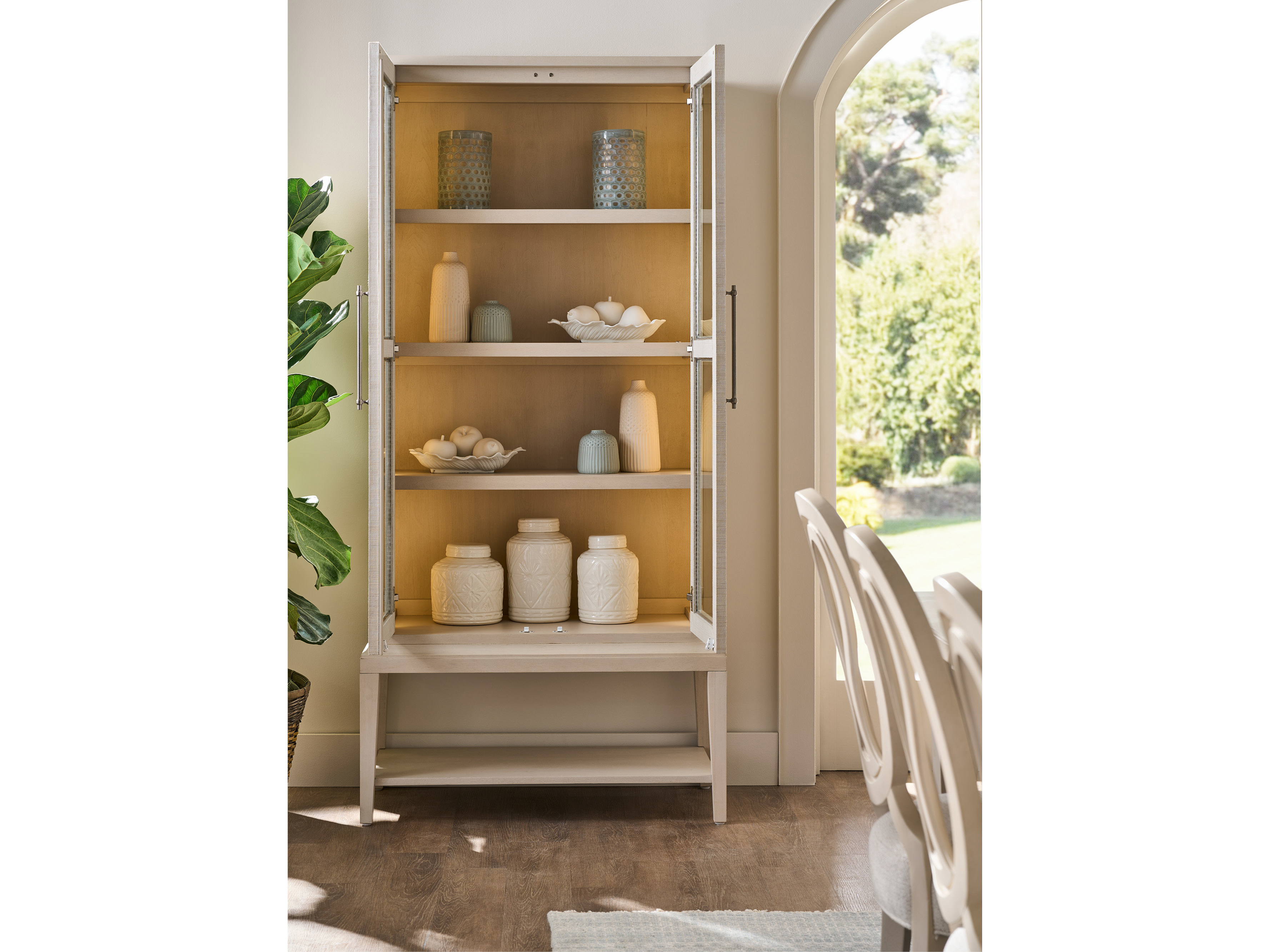 Meadow Display Cabinet Room Scene