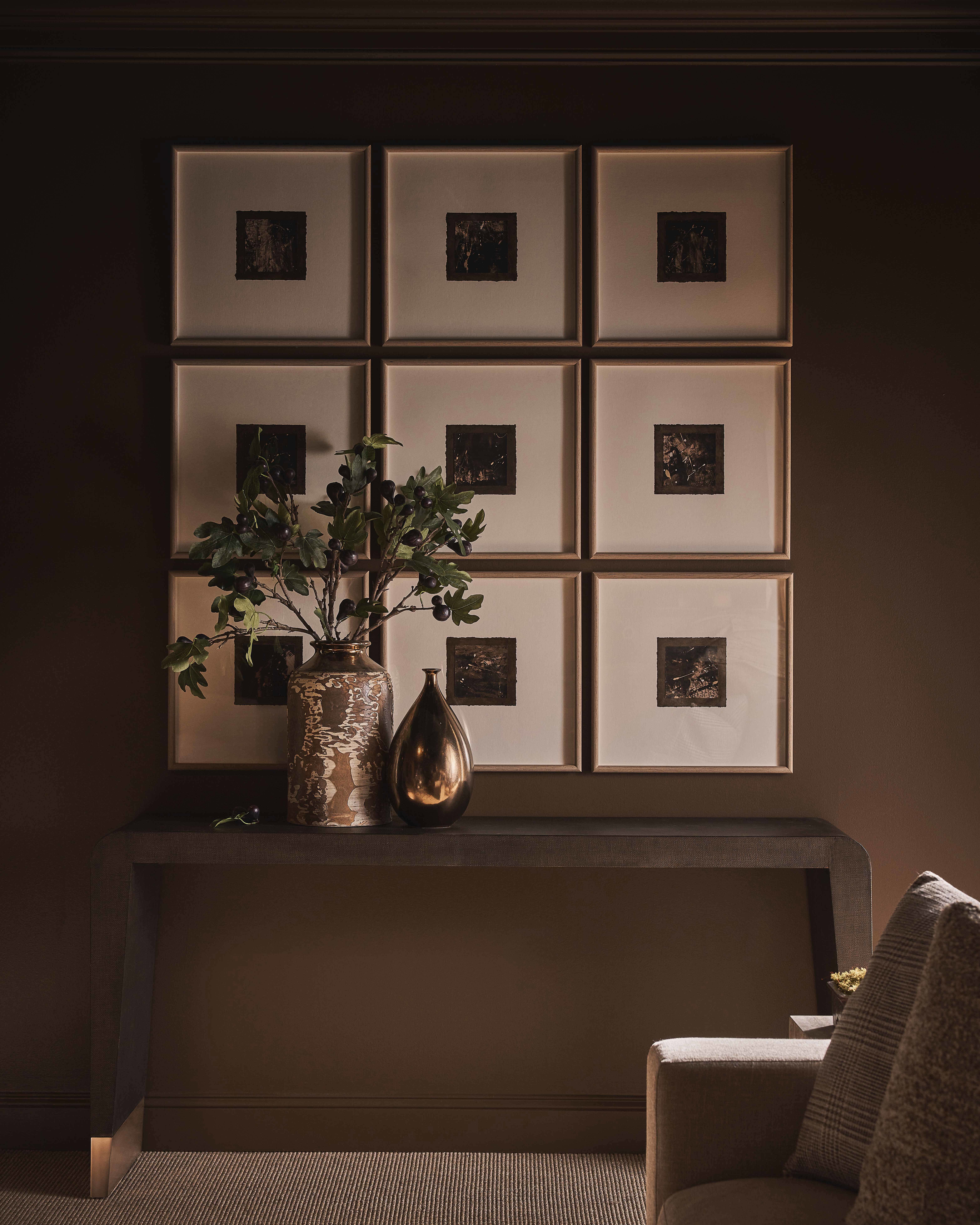 Fenwick Embossed Console Room Scene