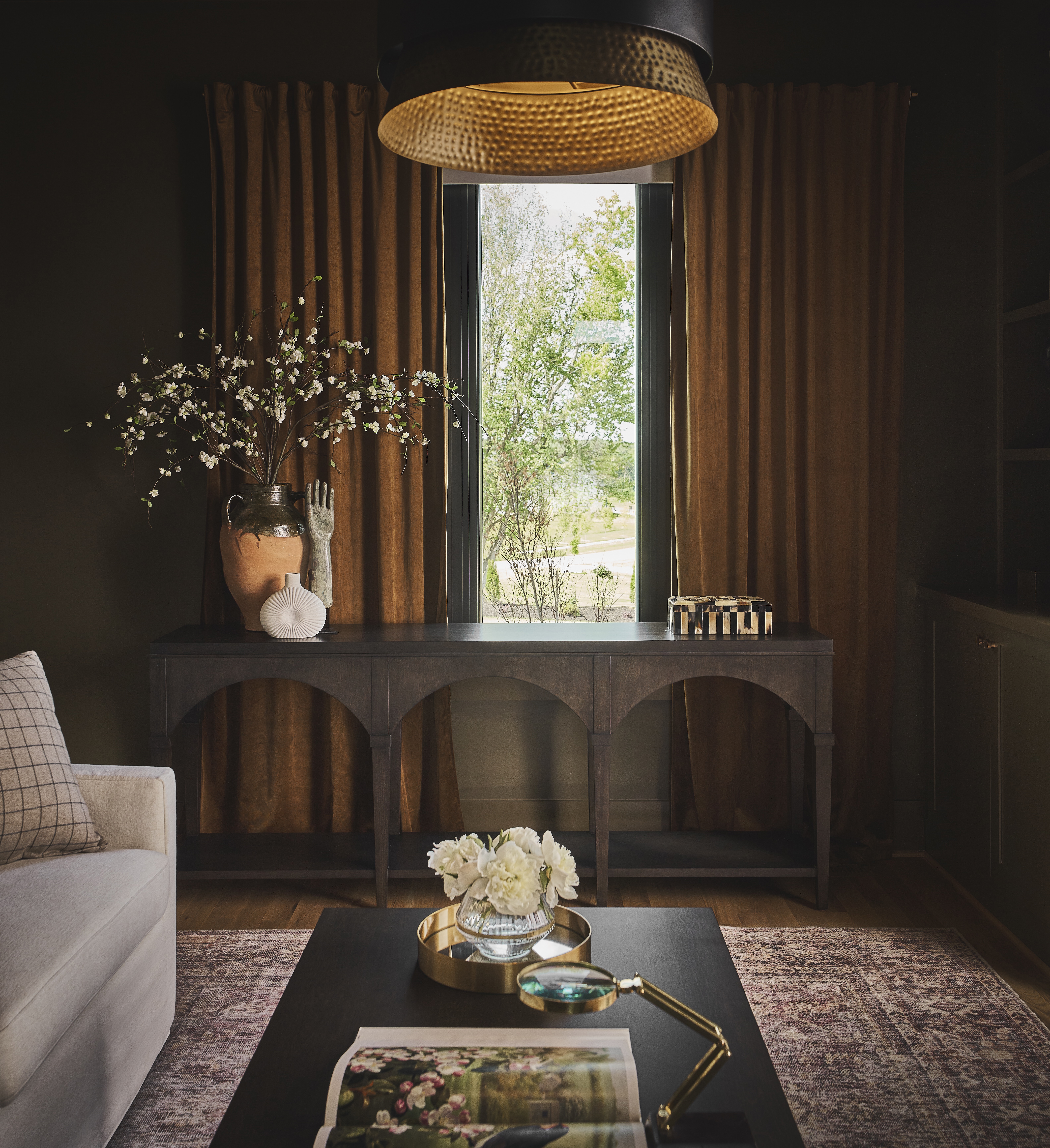 Fenwick Console Room Scene