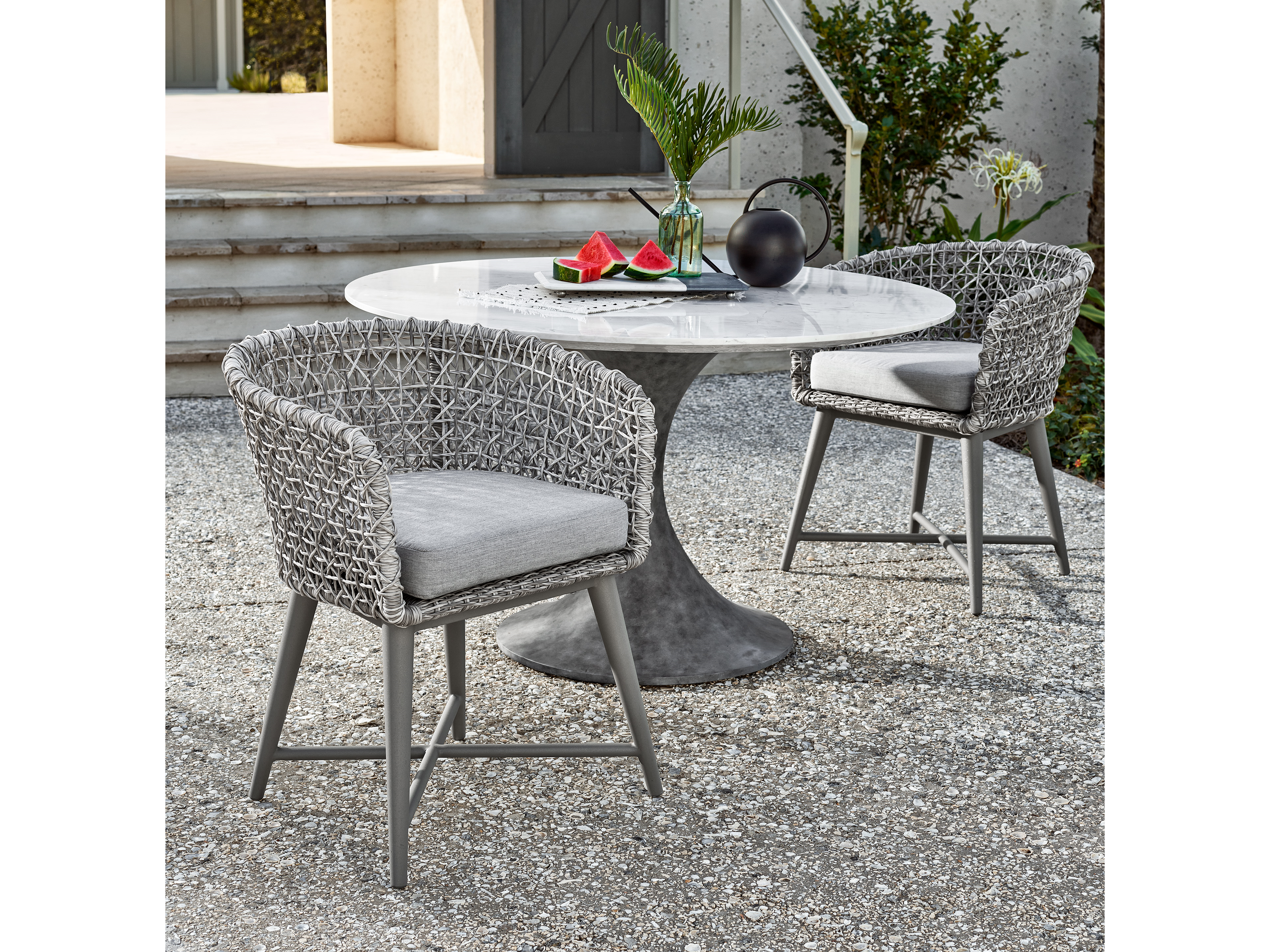 Santa Cruz Dining Table Room Scene