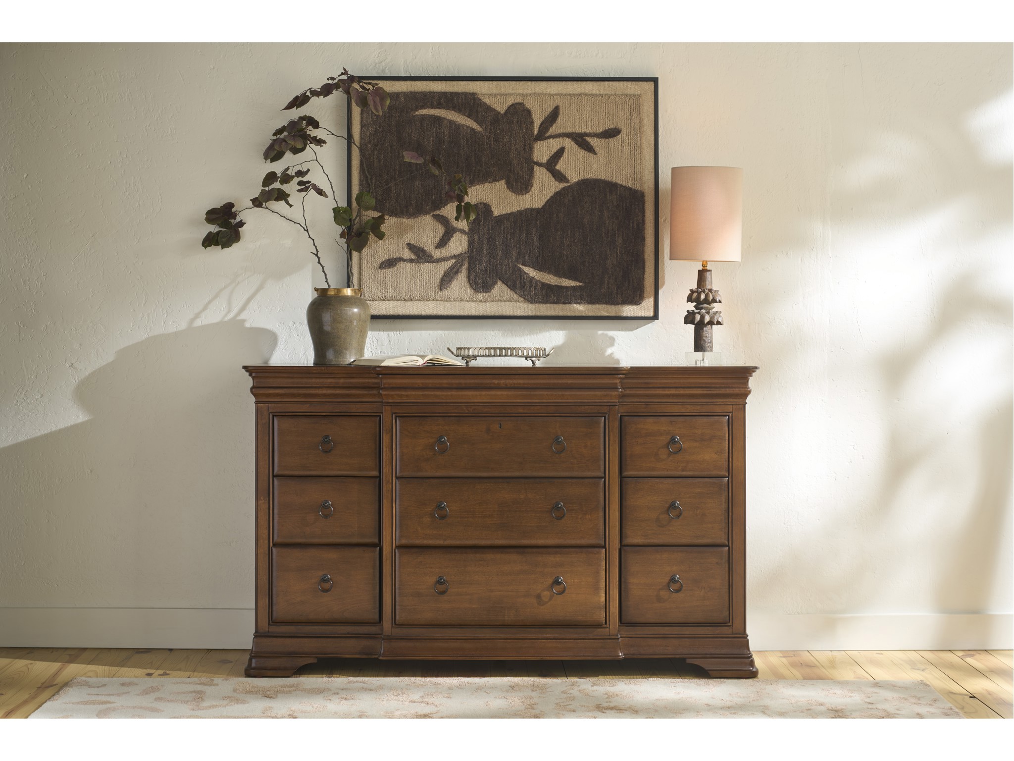 Drawer Dresser - Multiple item room scene