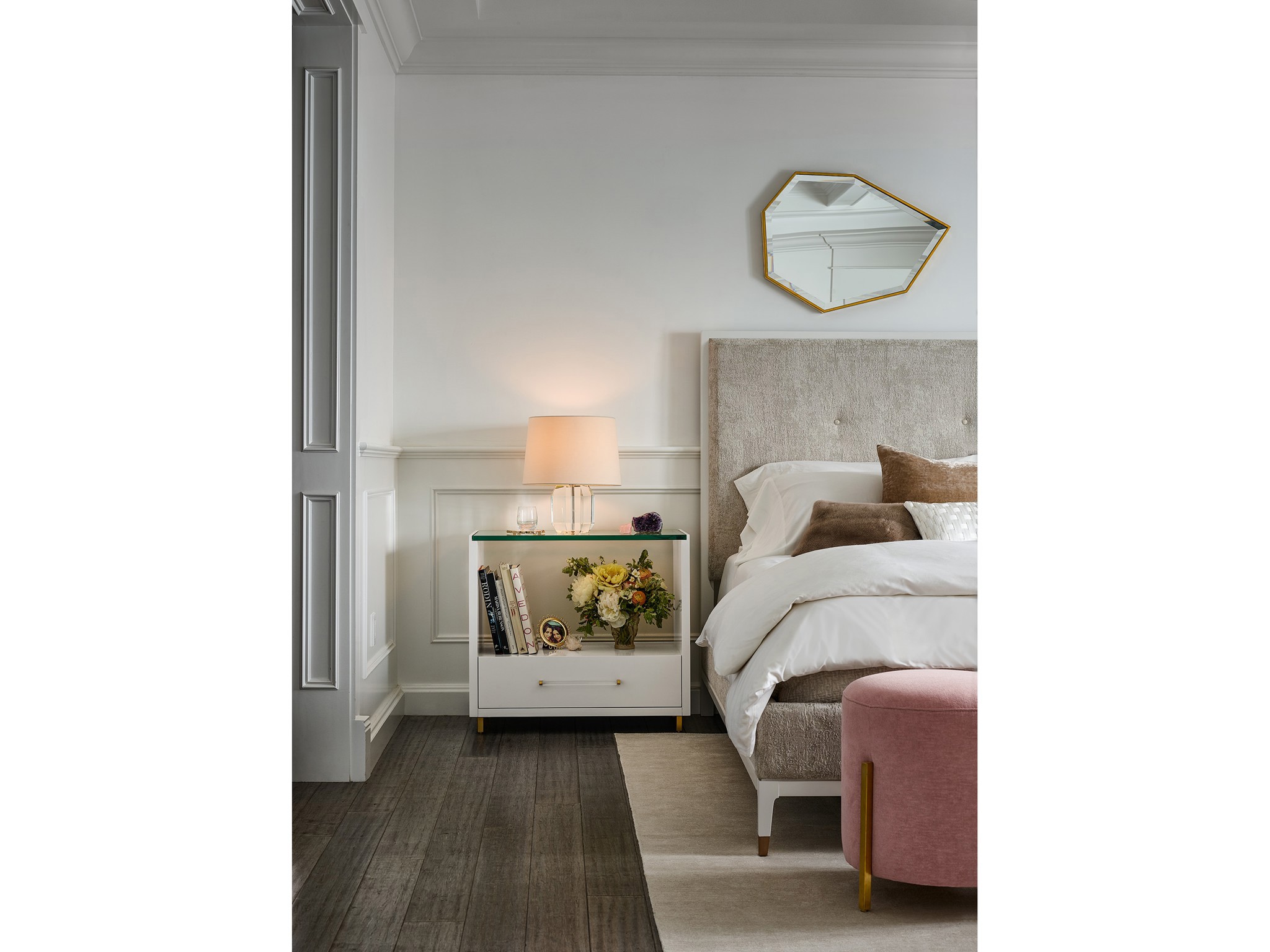 Peony Nightstand - Multiple item room scene
