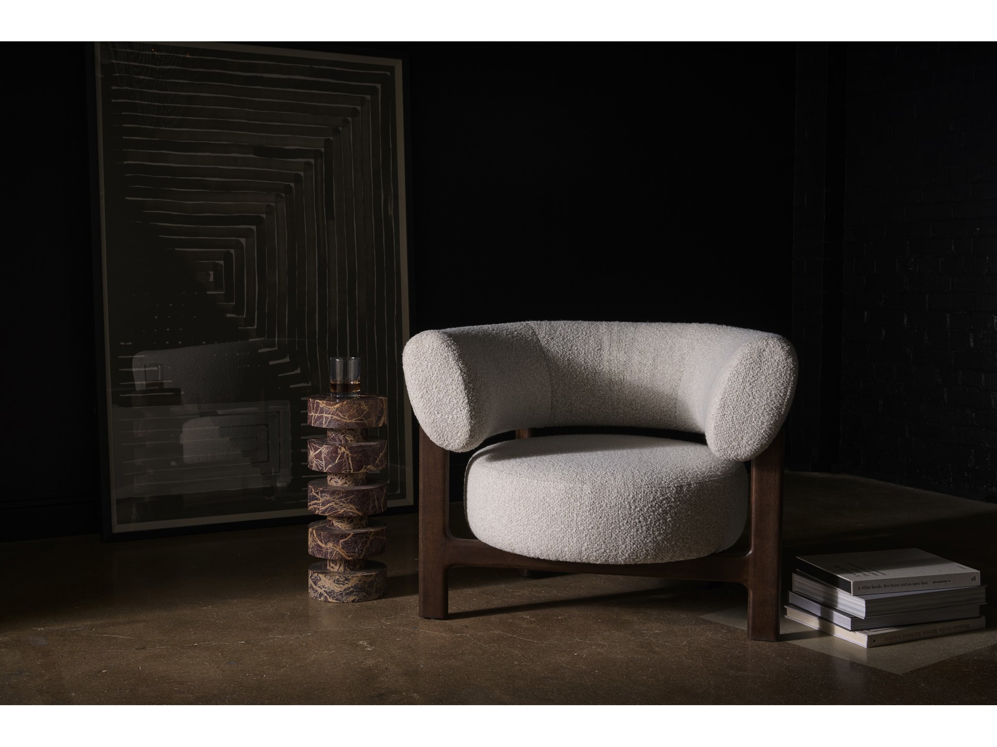 Kylo Lounge Chair - Multiple item room scene