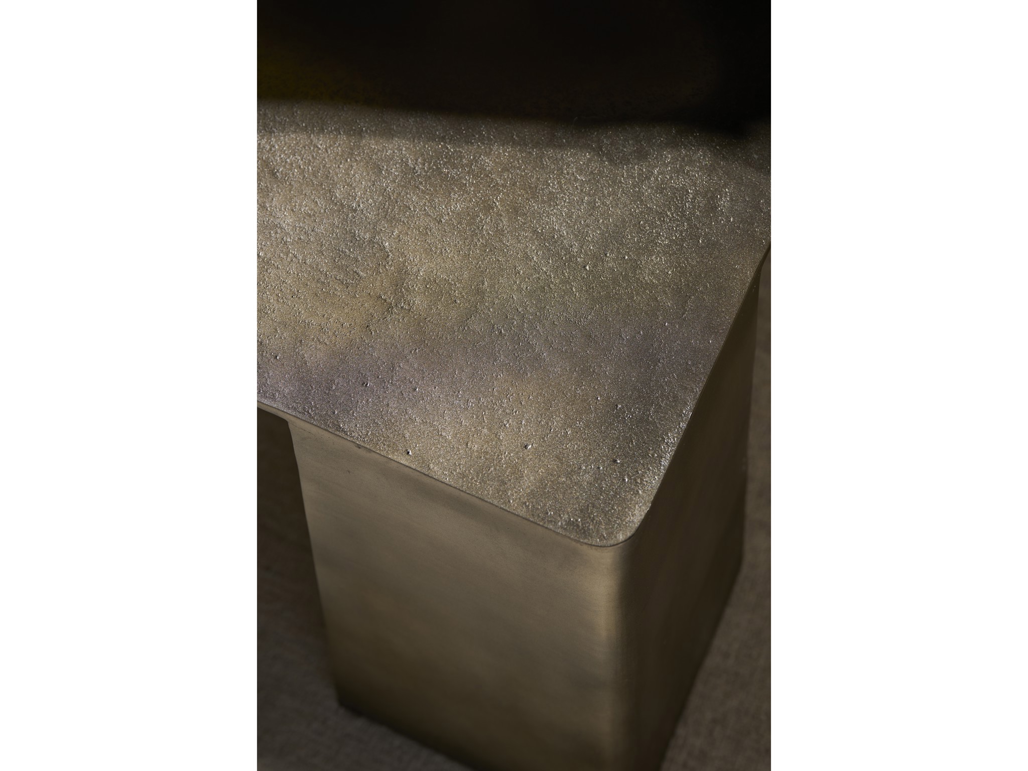 Eclipse Cocktail Table - Multiple item room scene