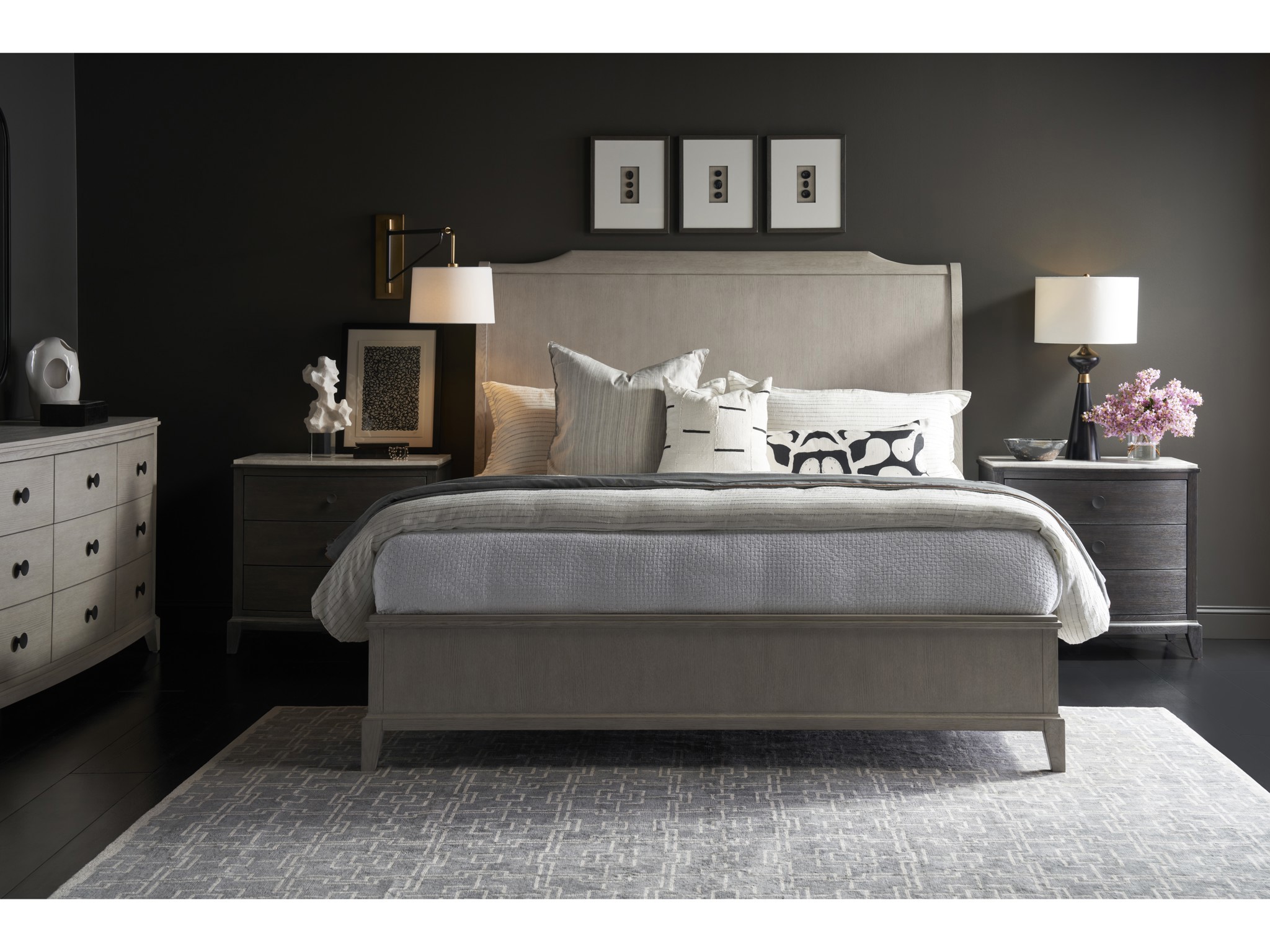 Silva Bed Queen - Multiple item room scene