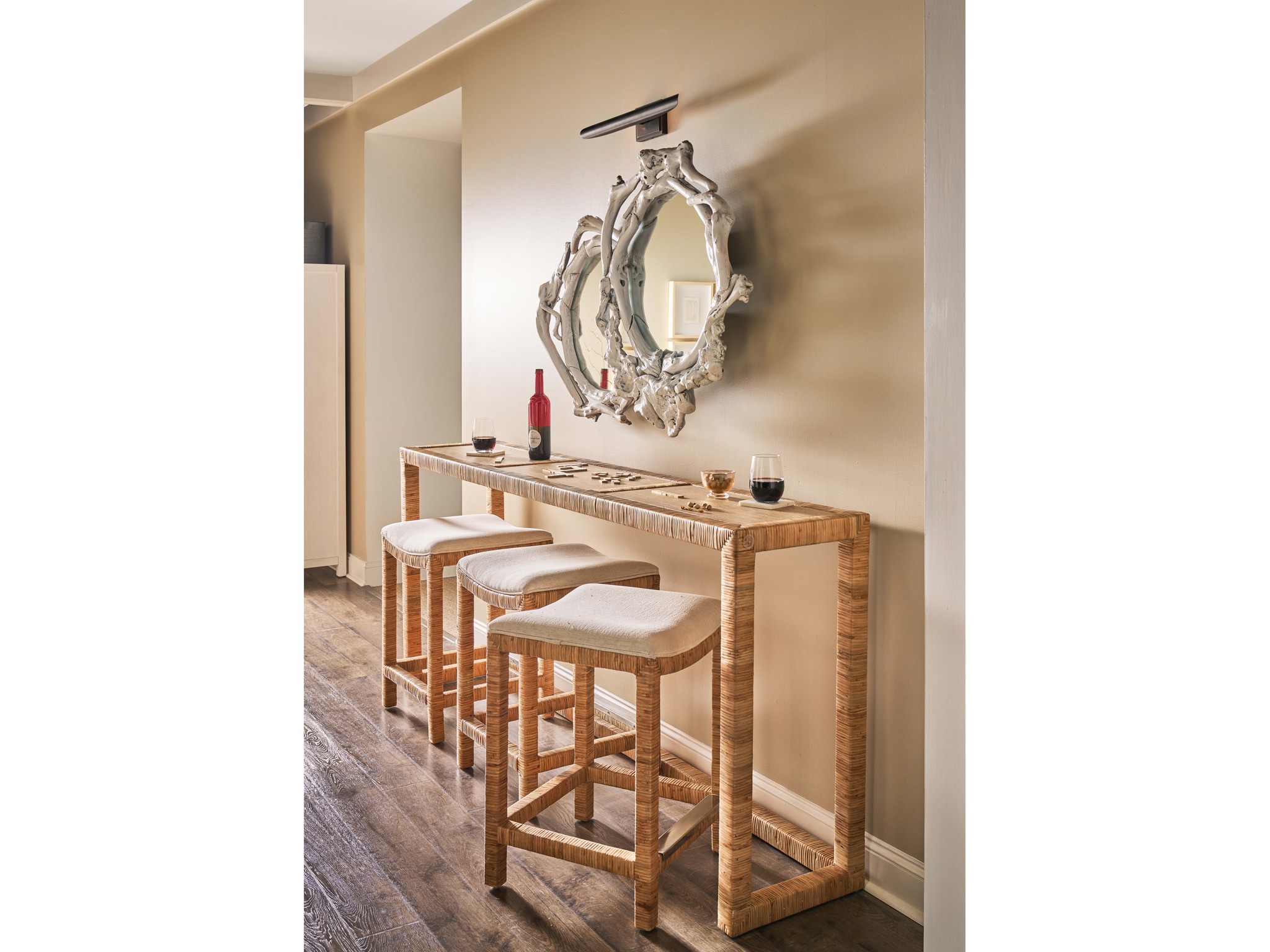 Sandbar Console - Multiple item room scene