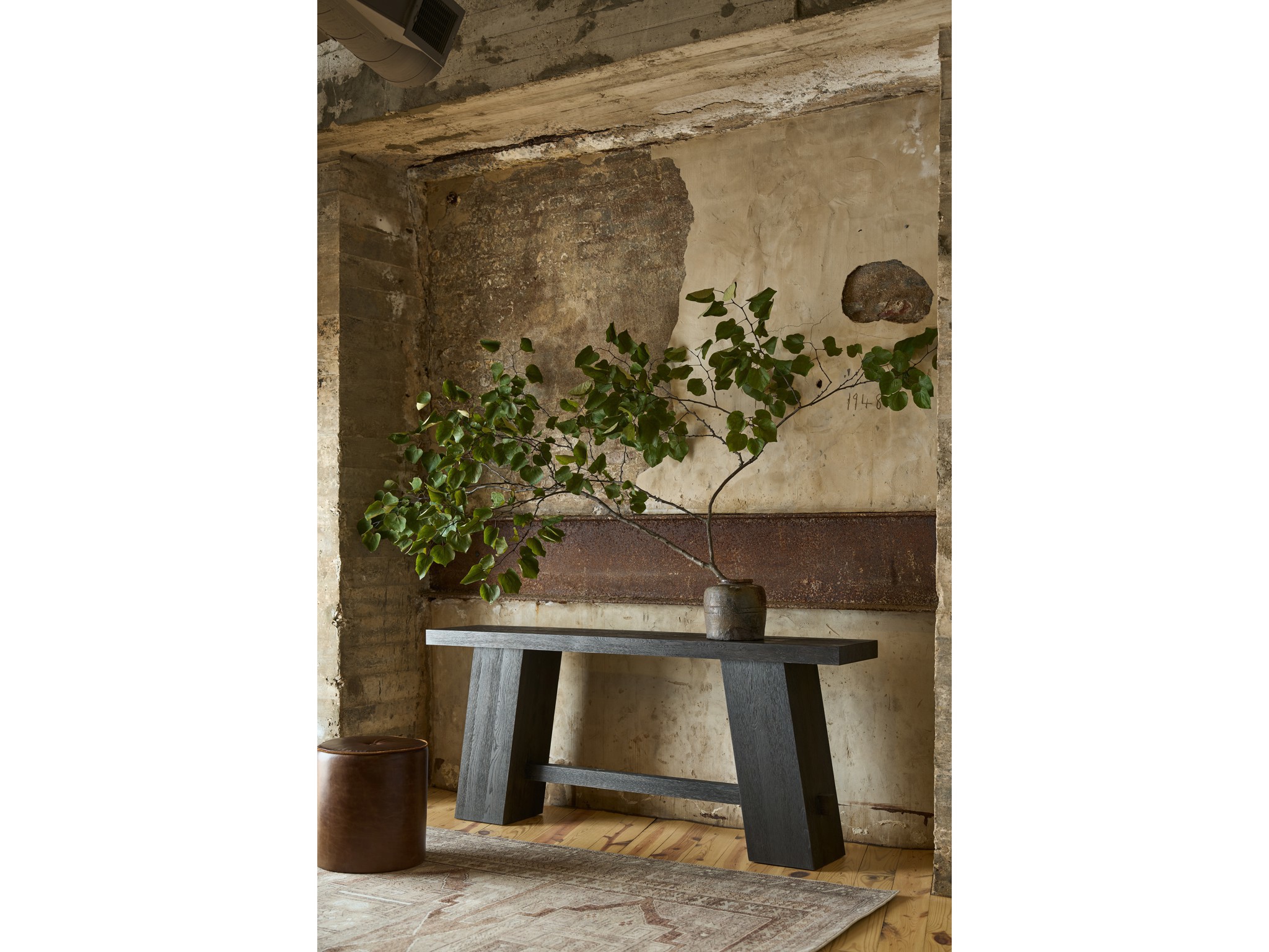 Obsidian Console Table - Multiple item room scene