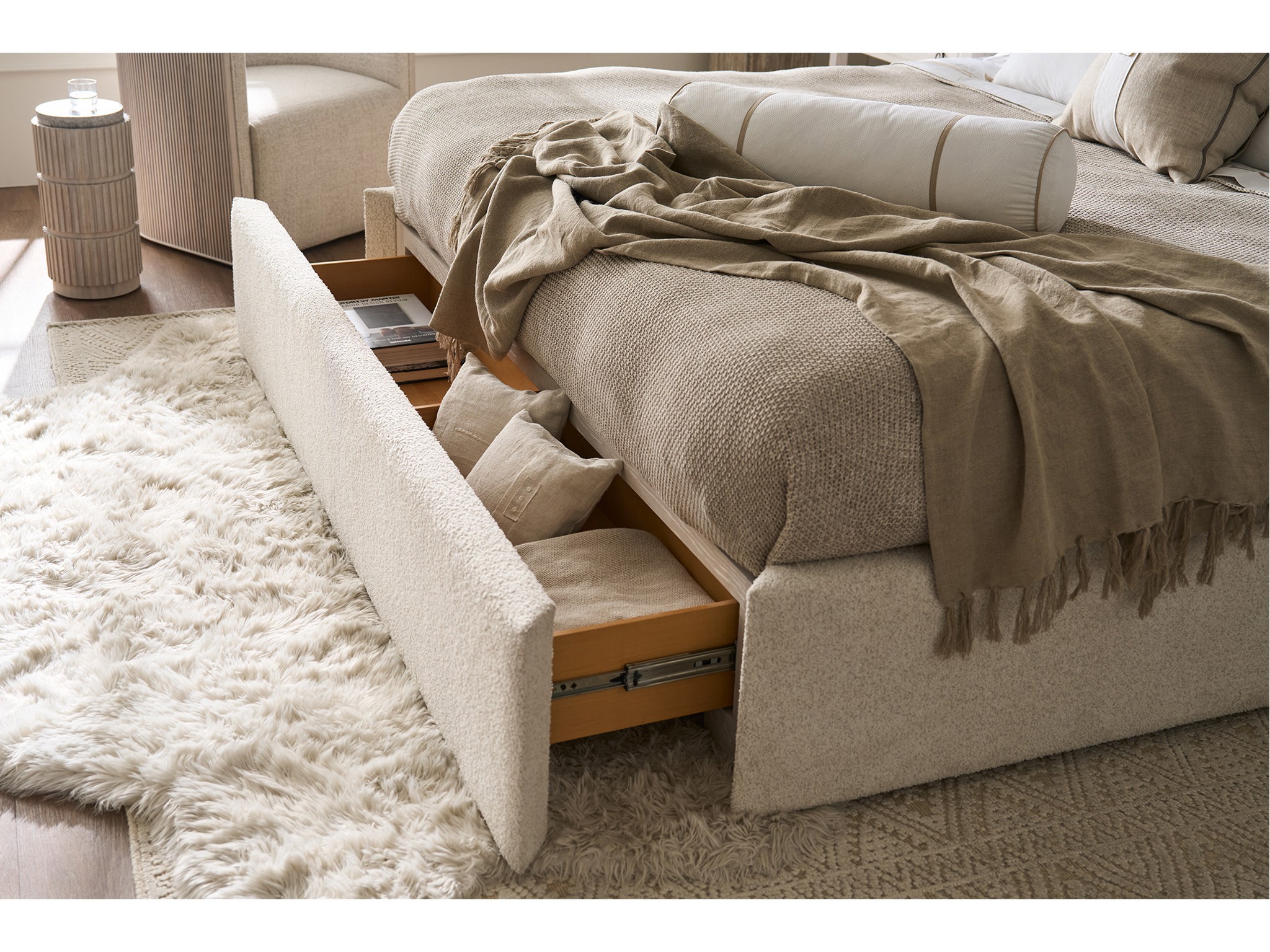 Owen Storage Bed King - Multiple item room scene