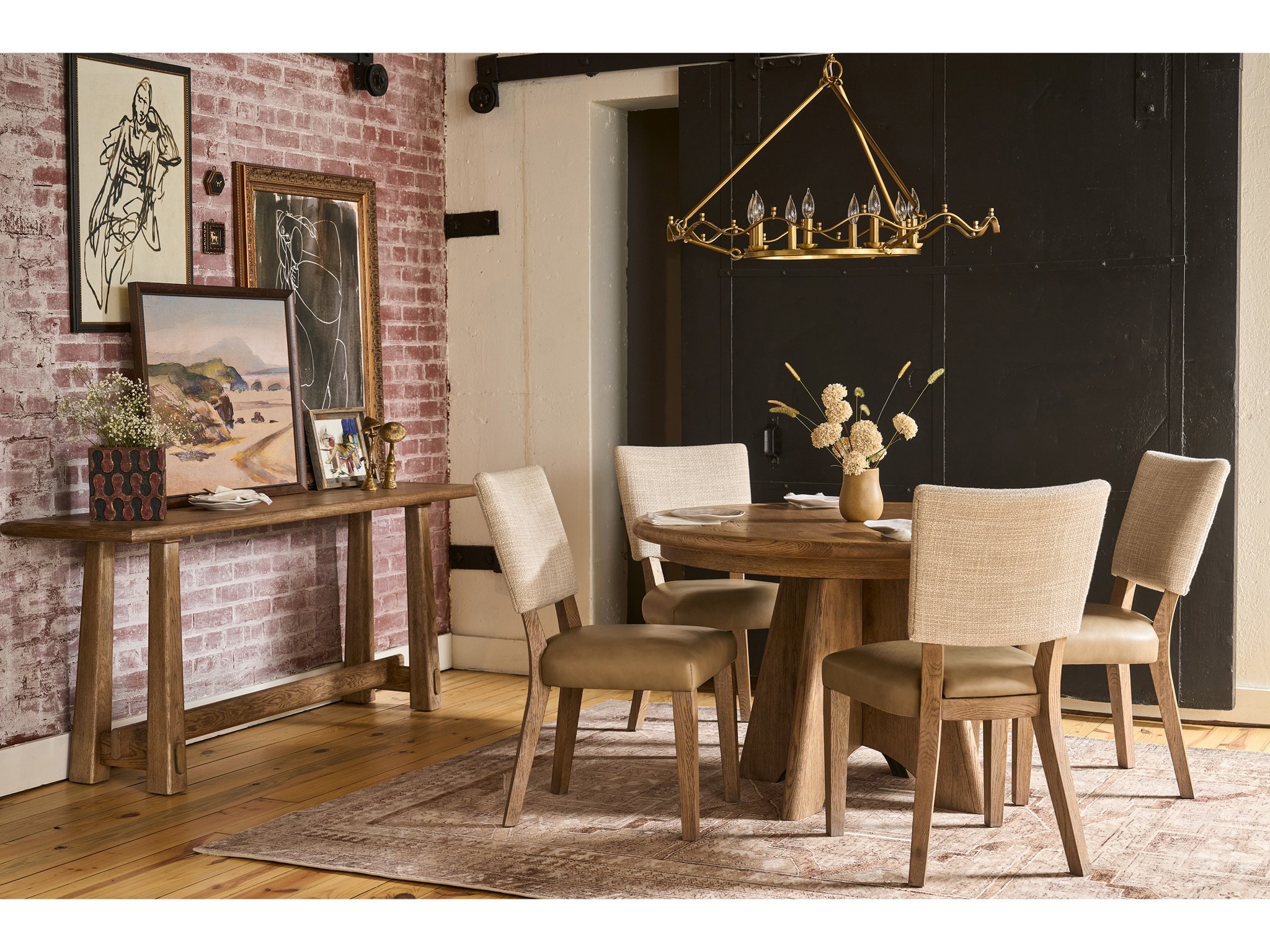 Sienna Console Table - Multiple item room scene