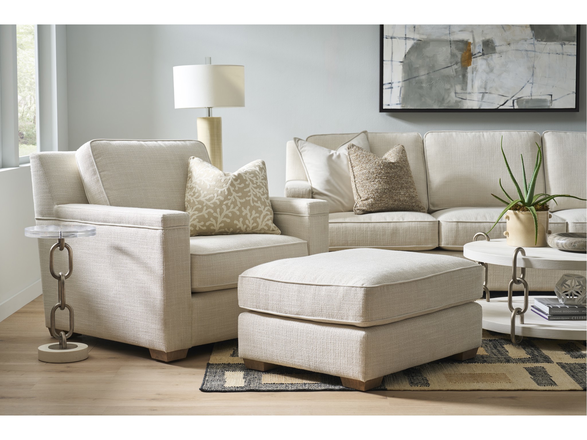 Link Accent Table - Multiple item room scene