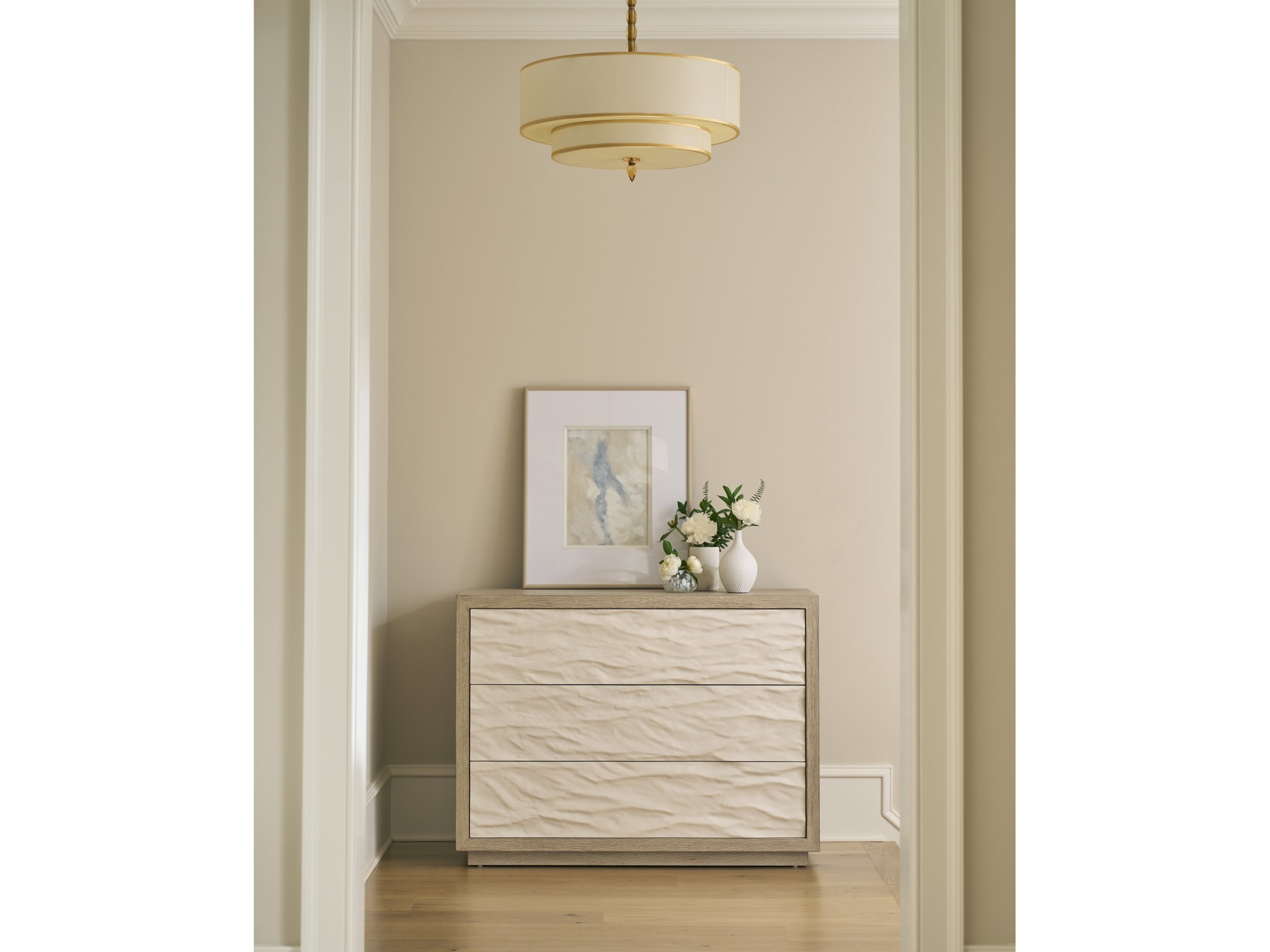 Oasis Dresser - Multiple item room scene