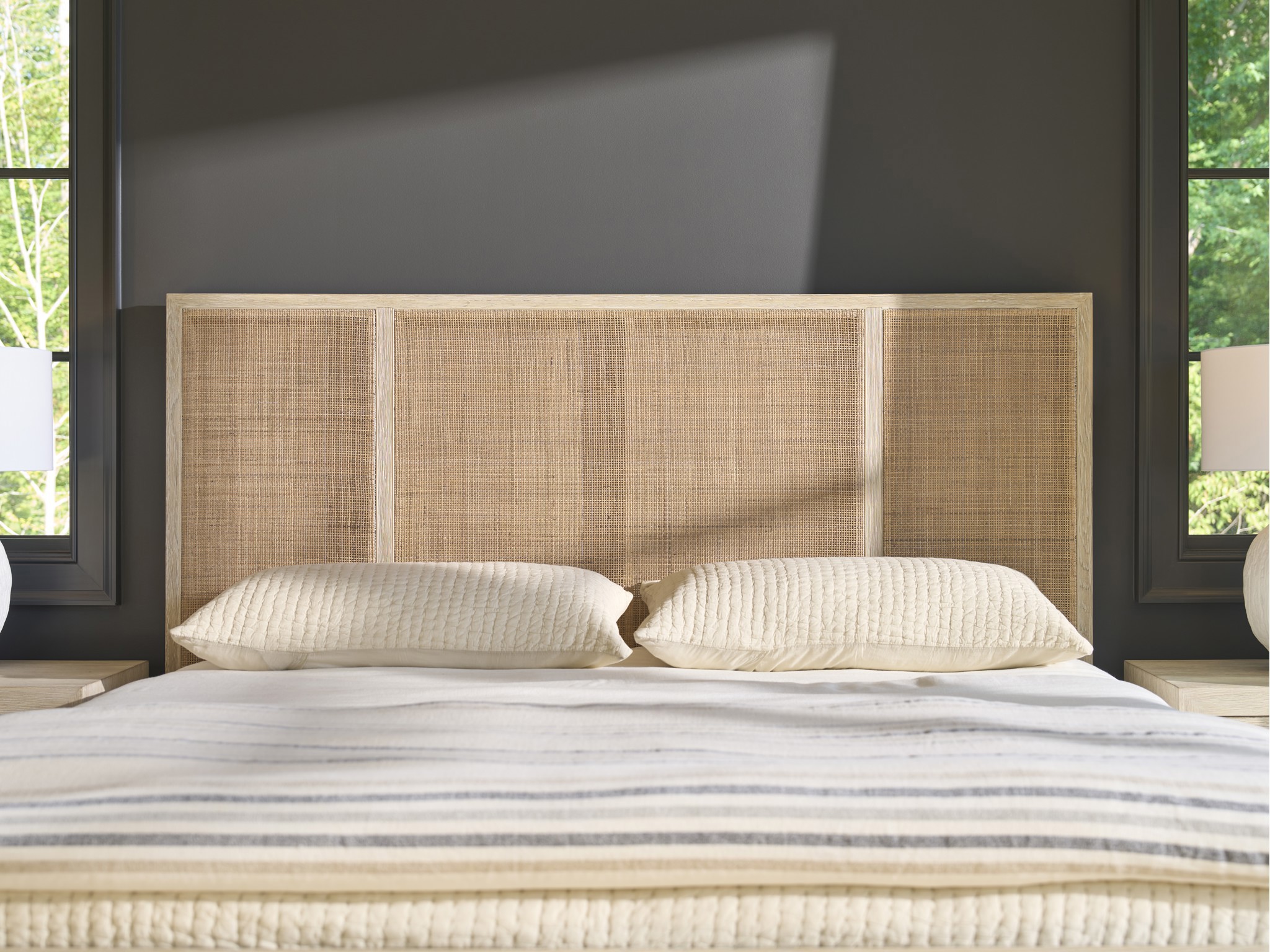 Oasis Bed Queen - Multiple item room scene