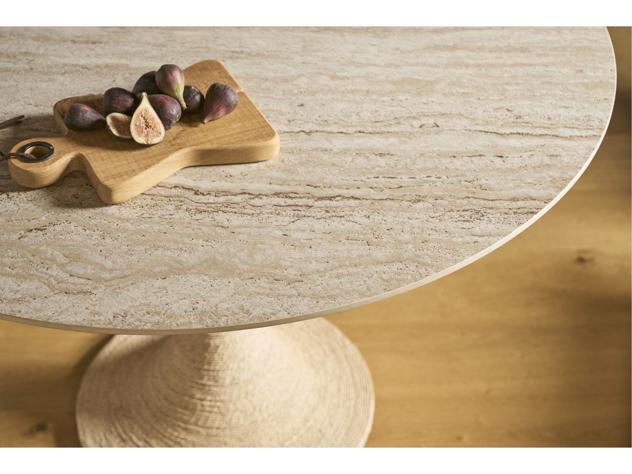 Oasis Dining Table - Multiple item room scene