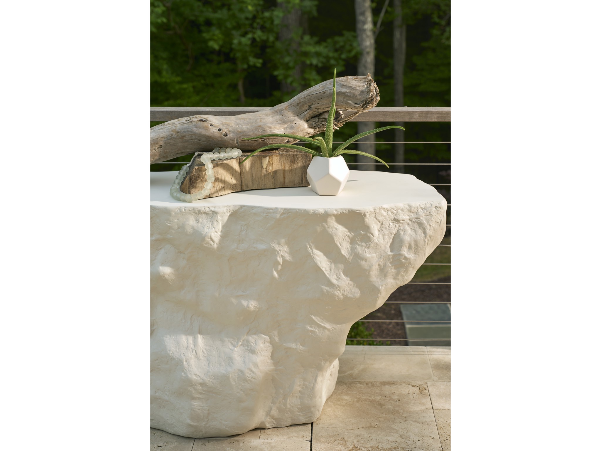 Cliffside Console Table - Multiple item room scene