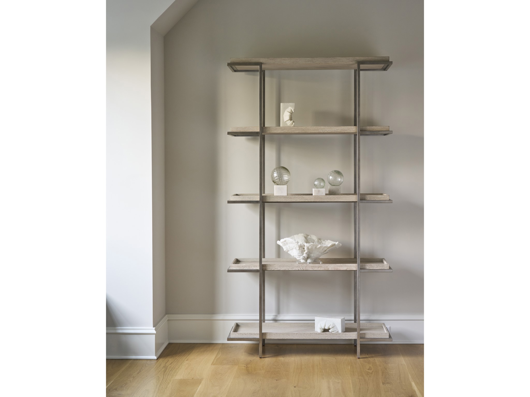 Dockside Etagere - Multiple item room scene