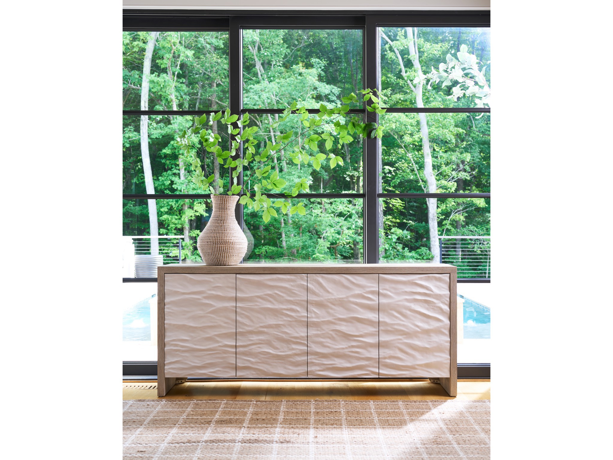 Oasis Credenza - Multiple item room scene