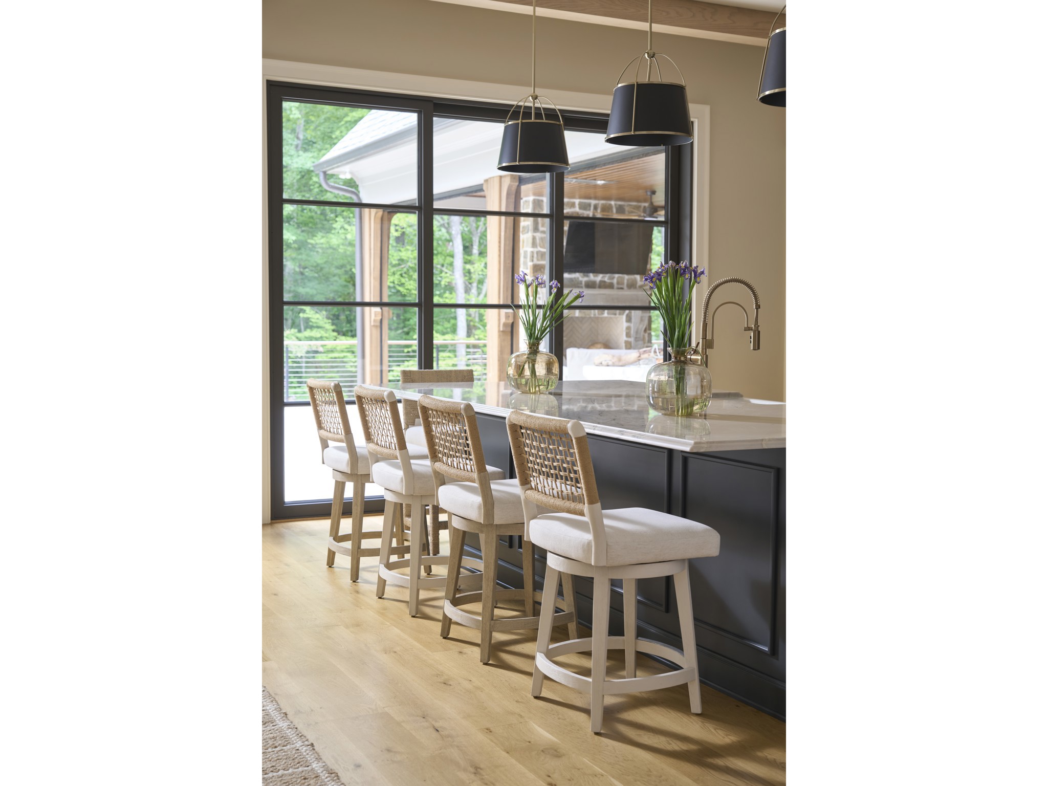 Shoreline Swivel Counter Stool - Multiple item room scene