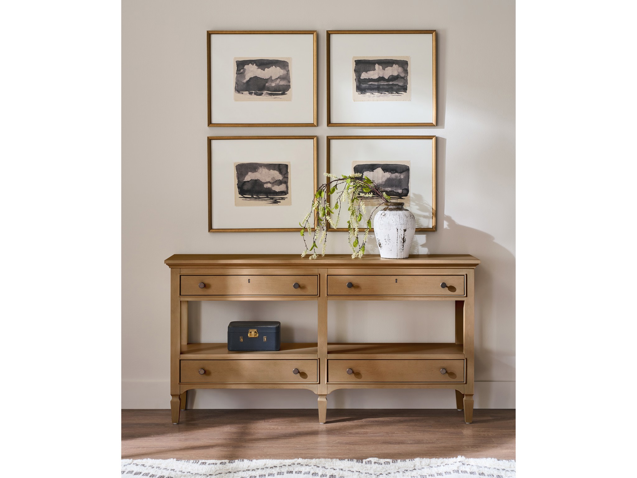 Brindle Console - Multiple item room scene