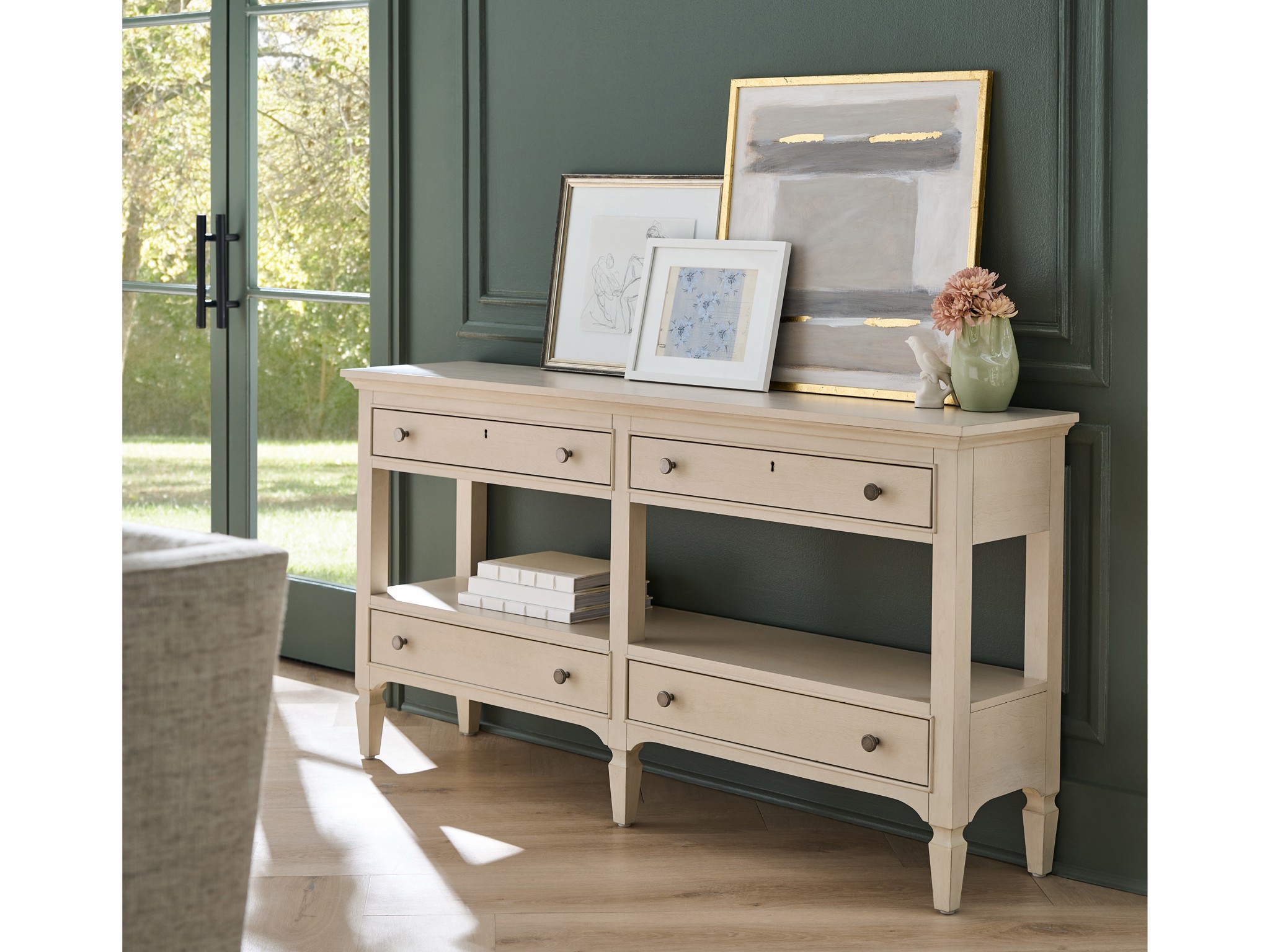 Willow Console - Multiple item room scene