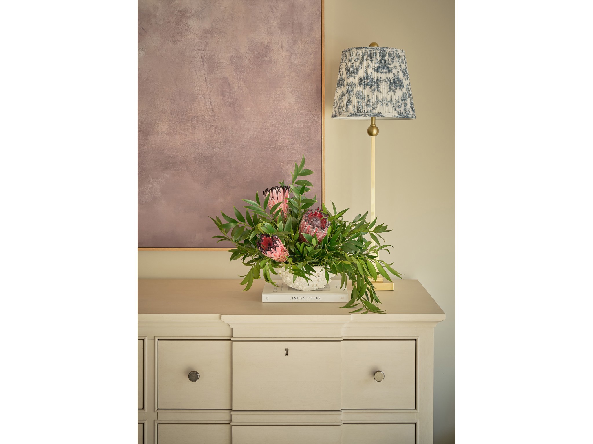 Willow Dresser - Multiple item room scene
