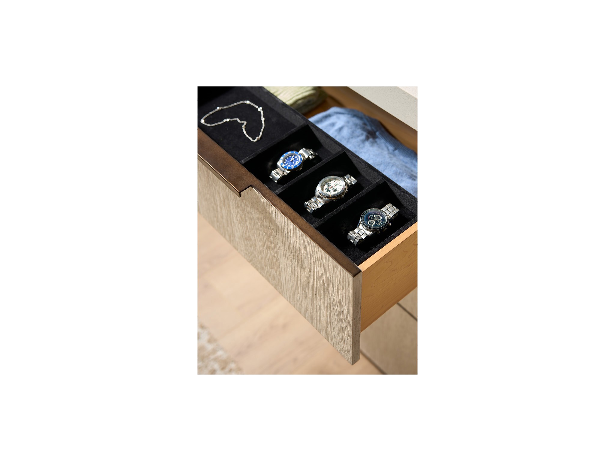 Quartz Dresser - Multiple item room scene