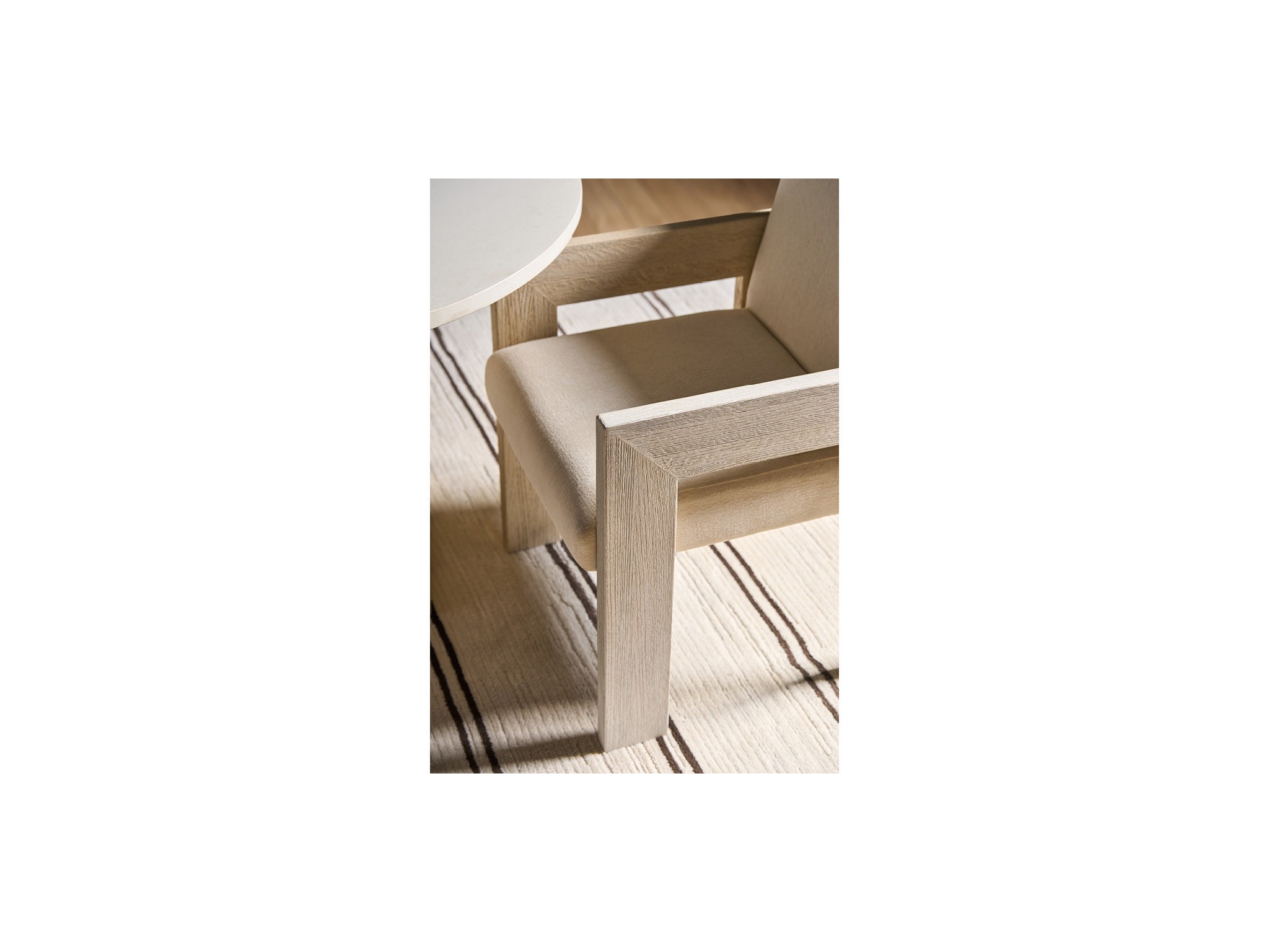 Mist Arm Chair - Multiple item room scene