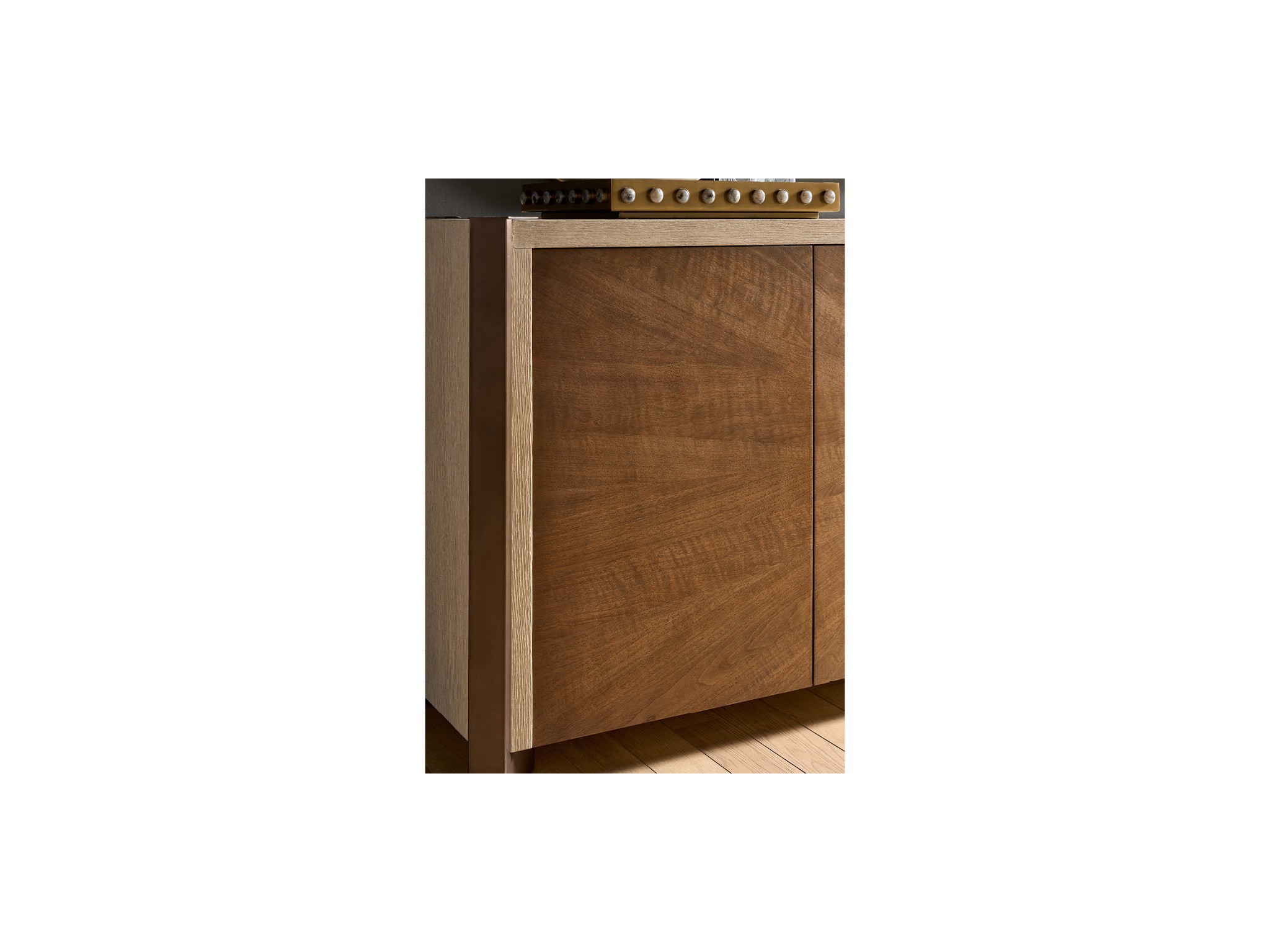 Mist Credenza - Multiple item room scene