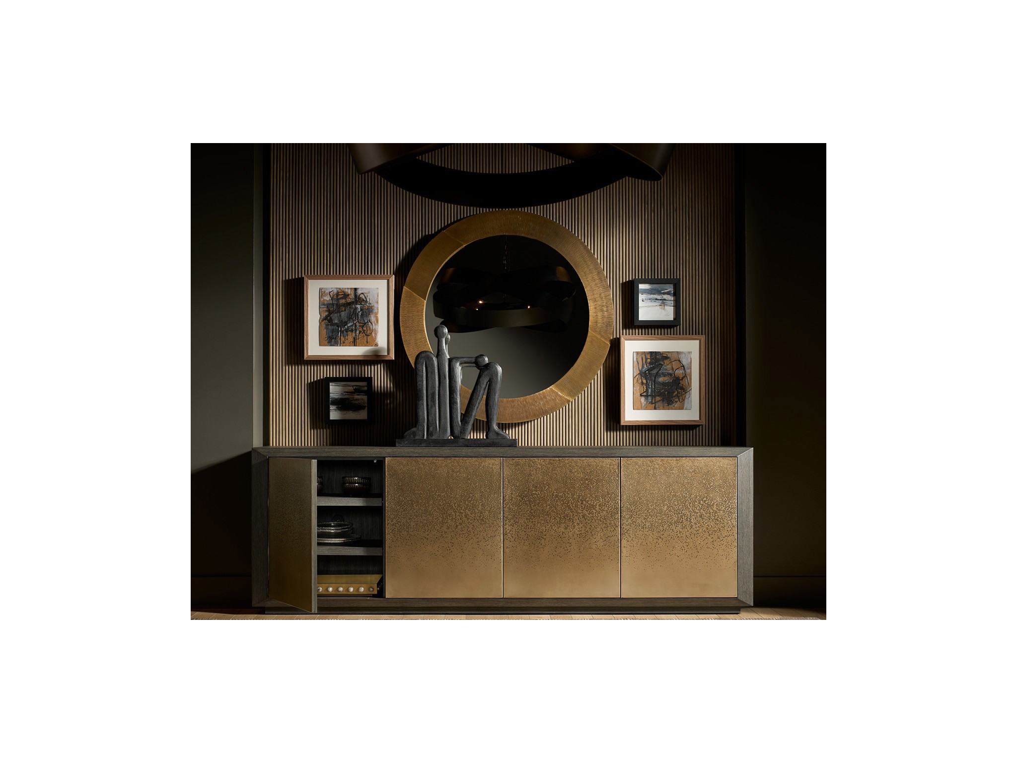 Nova Credenza - Multiple item room scene