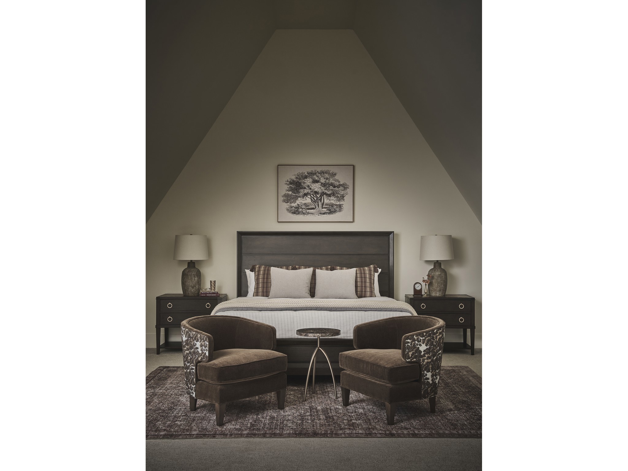 Fenwick Panel Bed King - Multiple item room scene