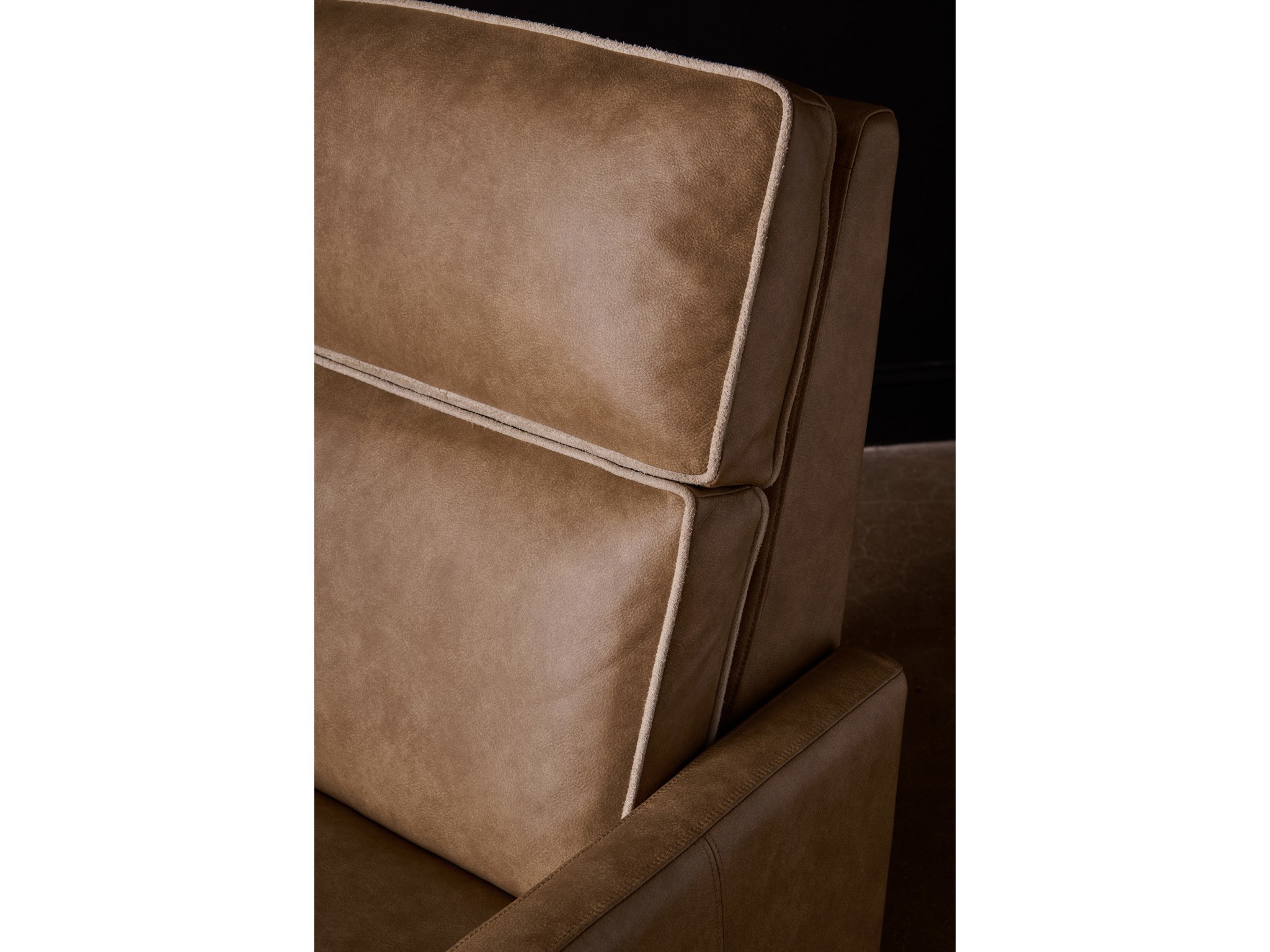 Vaught Swivel Glide Recliner - Multiple item room scene
