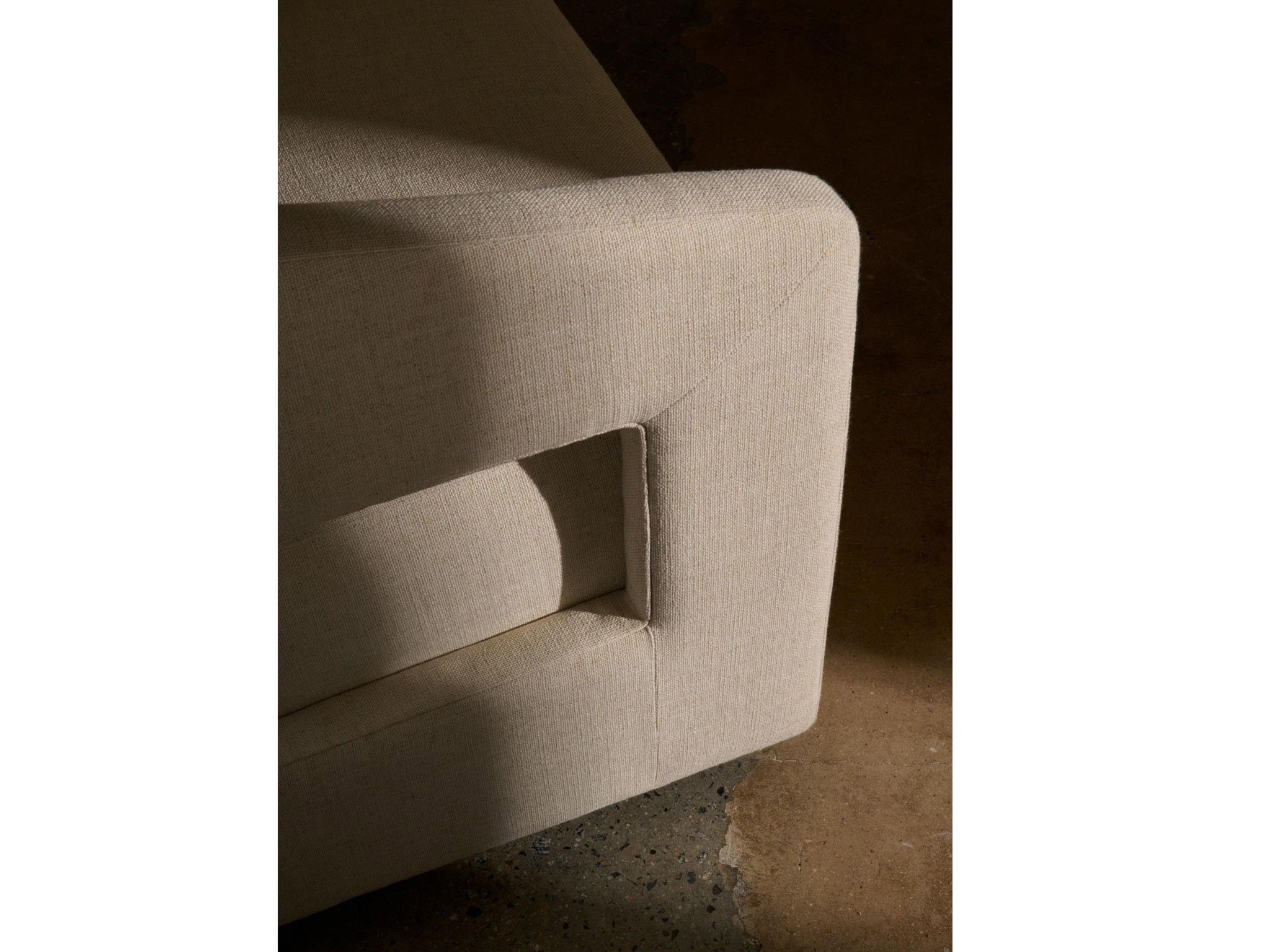 Drew Swivel Chair - Multiple item room scene