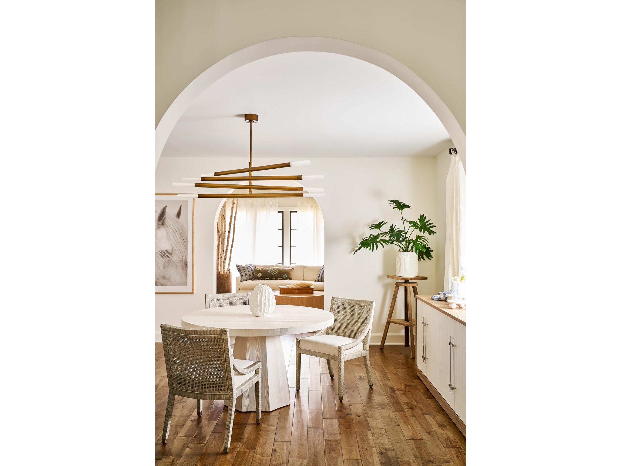 Mackinaw Round Dining Table - Multiple item room scene