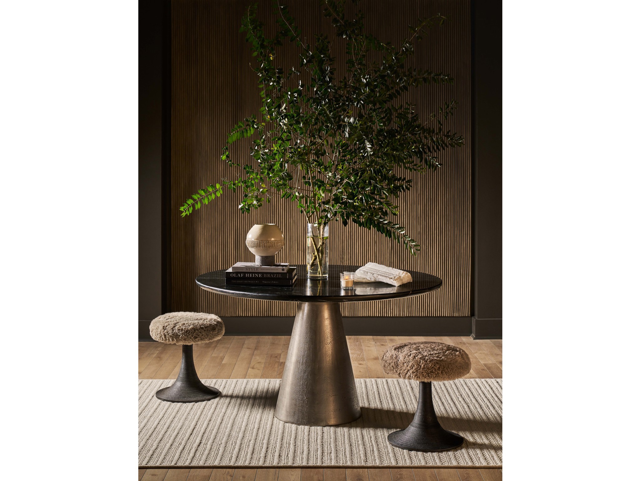 Kira Stool - Multiple item room scene