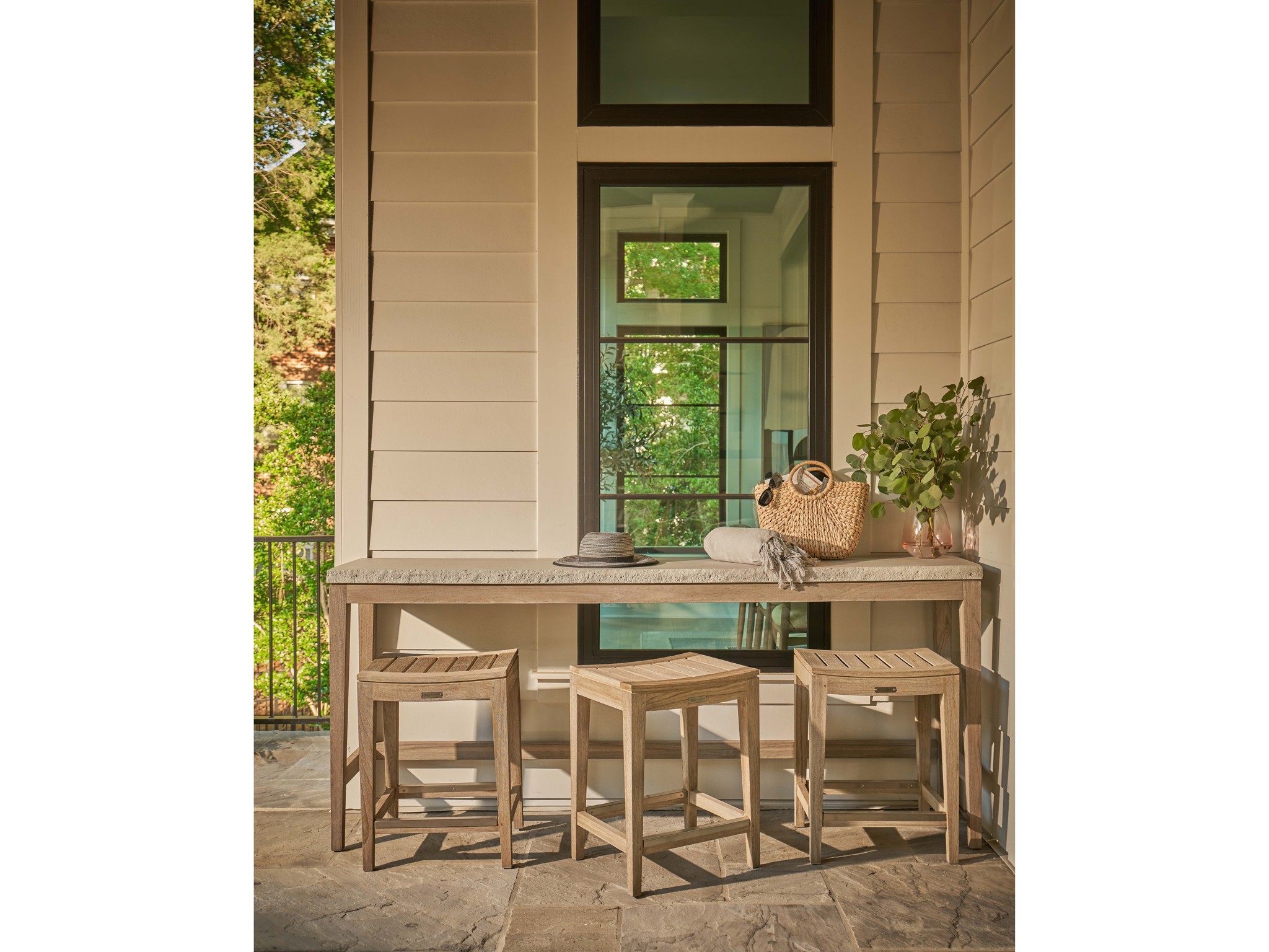 Saratoga Counter Stool - Multiple item room scene
