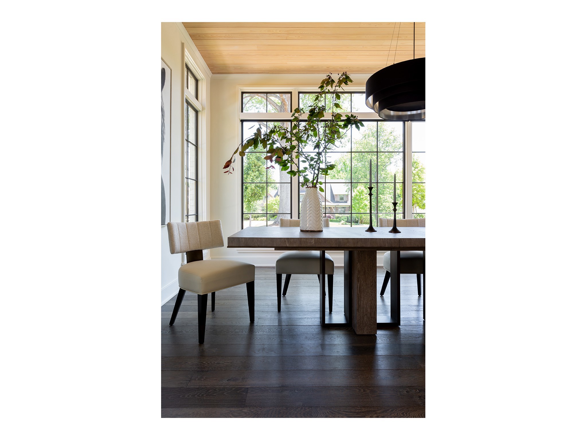 Del Monte Dining Table Complete - Multiple item room scene