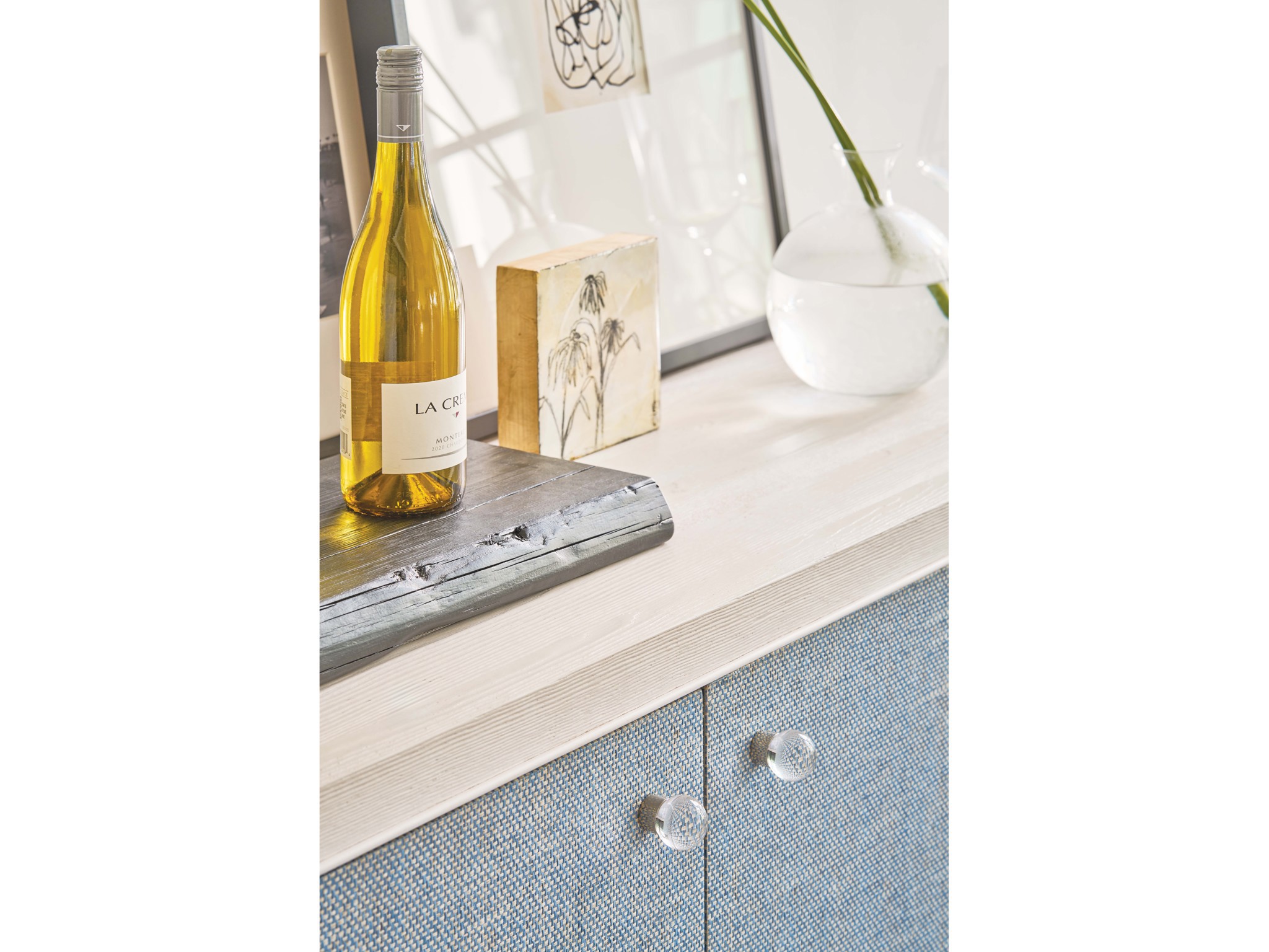 Captiva Credenza - Multiple item room scene